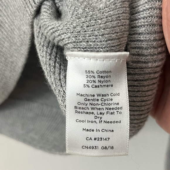 Talbots small sweater multi colors - Picture 6 of 6